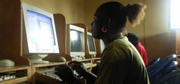 Free Bascis by Facebook permet à des millions de personnes d&#039;accéder à Internet en Afrique