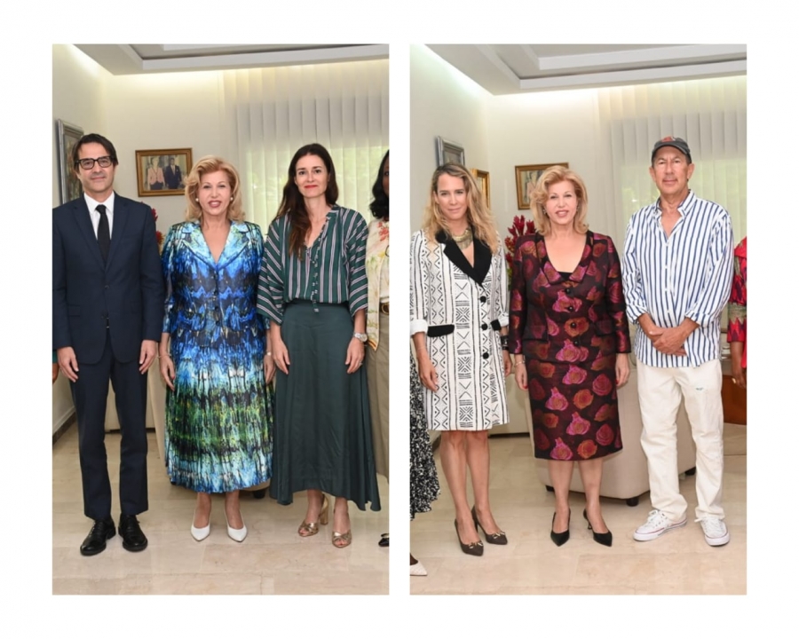 Côte d’Ivoire : la Première Dame reçoit l’Ambassadeur de la Confédération Suisse et le producteur hollywoodien Lawrence Kasanoff