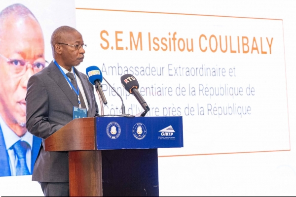 Coop&eacute;ration &eacute;conomique : l&rsquo;ambassadeur Issifou Coulibaly participe au Forum &eacute;conomique sectoriel du BTP C&ocirc;te d'Ivoire&ndash;Guin&eacute;e &agrave; Conakry
